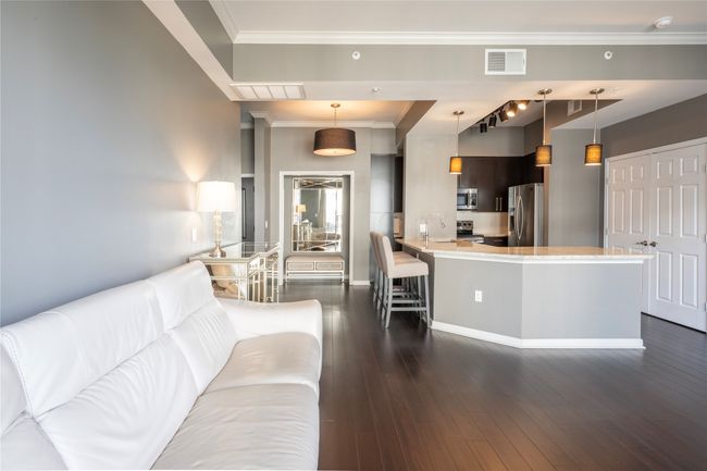 APT-645 - 3225 Turtle Creek Blvd, Condo with 2 bedrooms, 2 bathrooms and null parking in Dallas TX | Image 4