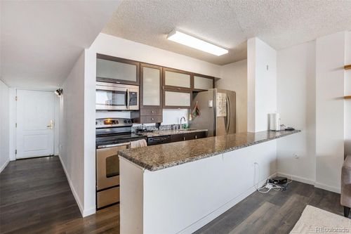 apt-41f-1020 15th St, Denver, CO, 80202-2319 | Card Image