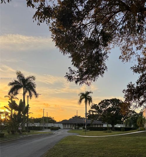 v3443-11234 Sw 169th St, Miami, FL, 33157-3928 | Card Image