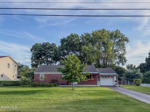 51 Glenville St, Rotterdam, NY, 12306-1512 | Card Image