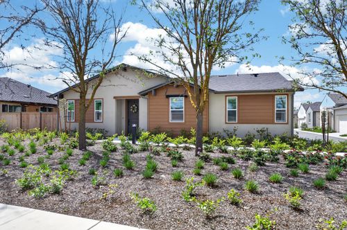 4185 Ryan Ln, Madera, CA, 93636-6508 | Card Image