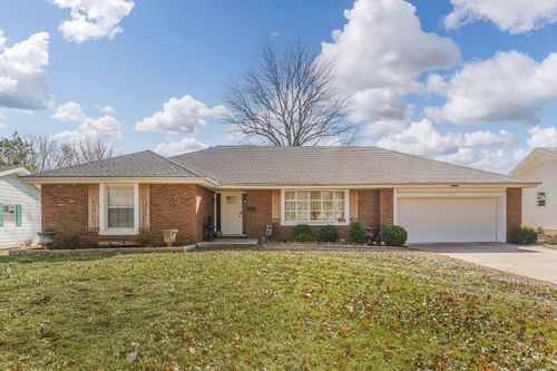 1922 E Meadow Drive, Springfield, MO, 65804 | Card Image