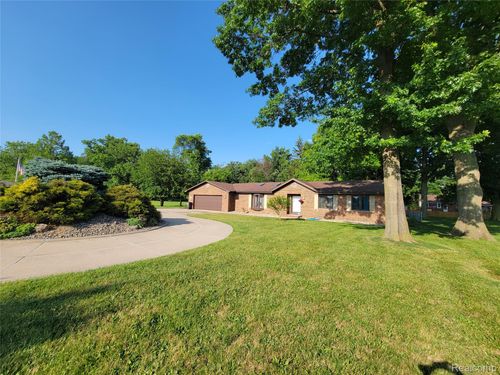 14373 Racho Boulevard, Taylor, MI, 48180 | Card Image