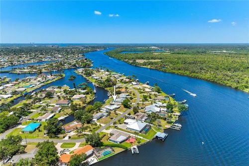 13821 River Forest Dr, FORT MYERS, FL, 33905-1822 | Card Image