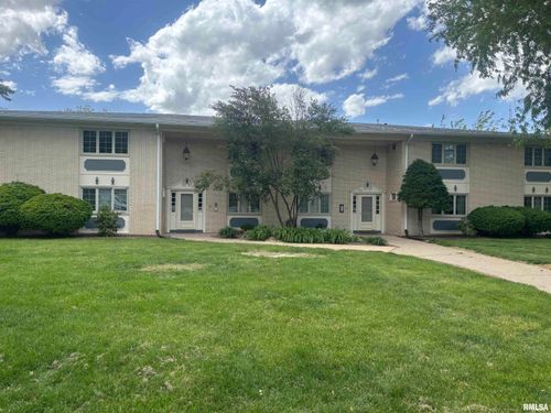 920 17th St, Moline, IL, 61265-3172 | Card Image