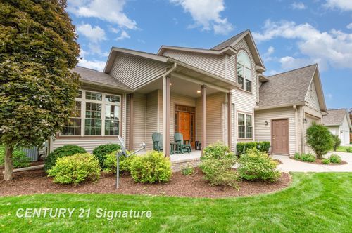 7724 Hillbridge Dr, Freeland, MI, 48623-8733 | Card Image