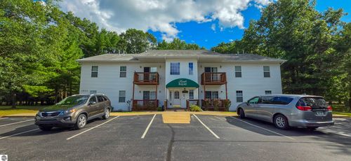 26-1011 E Lincoln St, East Tawas, MI, 48730-1638 | Card Image