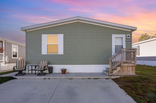 1127 Stoneridge Ct, Mount Pleasant, MI, 48858-4556 | Card Image