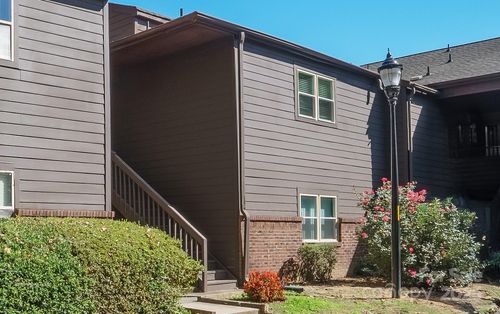 8015 Cedar Glen Dr, Charlotte, NC, 28212-0201 | Card Image