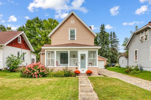 226 Willow St E, Detroit Lakes, MN, 56501-4004 | Card Image
