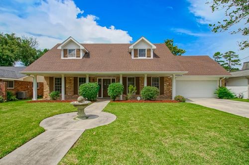8708 Tanglewild Pl, River Ridge, LA, 70123-2724 | Card Image