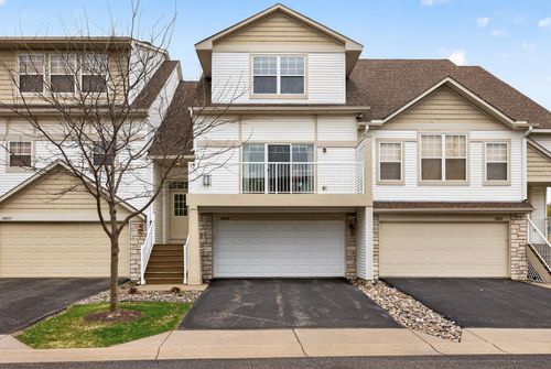10859 Kingsfield Ln, Woodbury, MN, 55129-8351 | Card Image