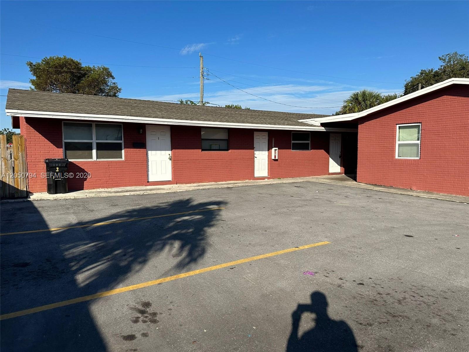 Residential Lease in Fort Lauderdale 2