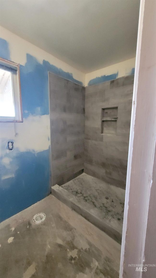 135 S 600 W, House other with 3 bedrooms, 2 bathrooms and 2 parking in Paul ID | Image 7