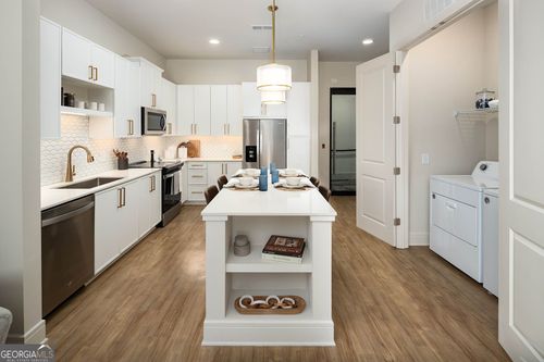 1109-2124 American Way, Atlanta, GA, 30341-2482 | Card Image