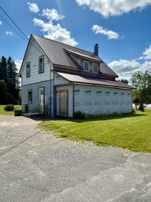 353 U.S. 1 Rt 1, Frenchville, ME, 04745 | Card Image