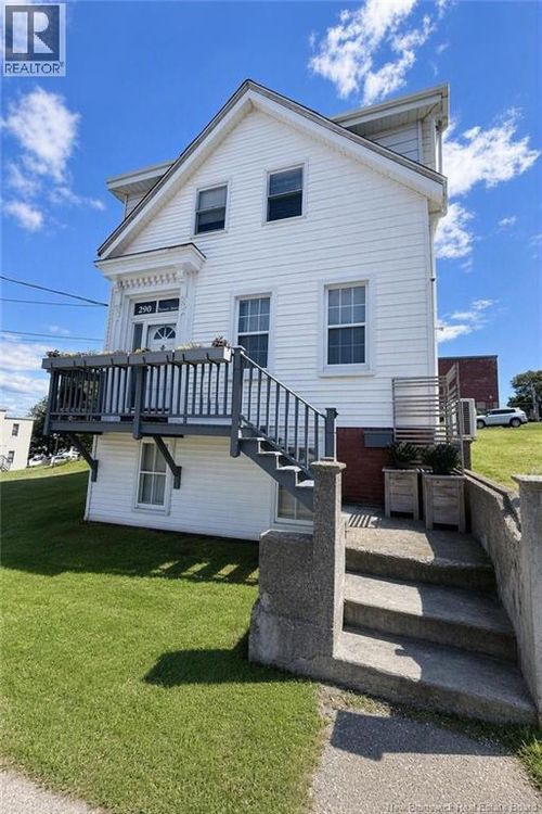 290 Tower St, Saint John, NB, E2M1Z6 | Card Image