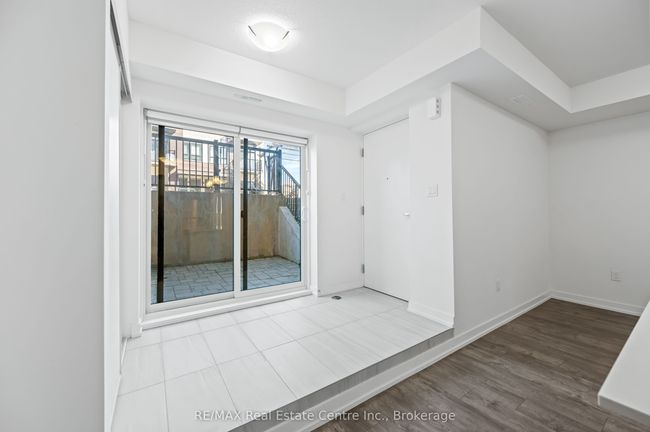 E8 - 20 Palace St, Condo with 2 bedrooms, 2 bathrooms and 1 parking in Kitchener ON | Image 28