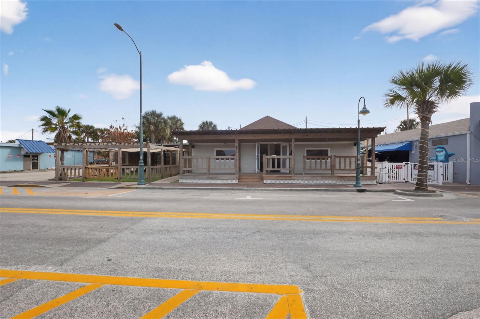 411 Flagler Ave, New Smyrna Beach, FL 32169