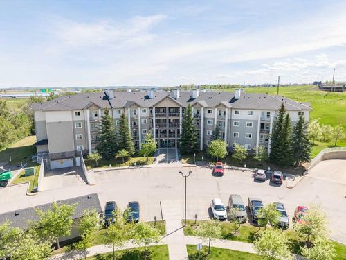 415-5000 Somervale Crt Sw, Calgary, AB, T2Y4M1 | Card Image