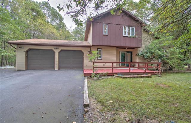 Honeysuckle Dr, Jim Thorpe, PA 18229