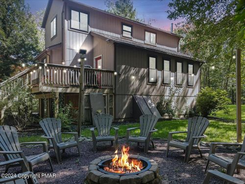 401 David Dr, Long Pond, PA, 18334-9779 | Card Image