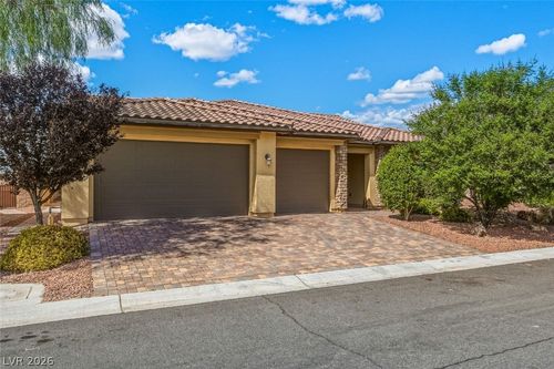 5436 E Di Bossi Ave, Pahrump, NV, 89061-7075 | Card Image