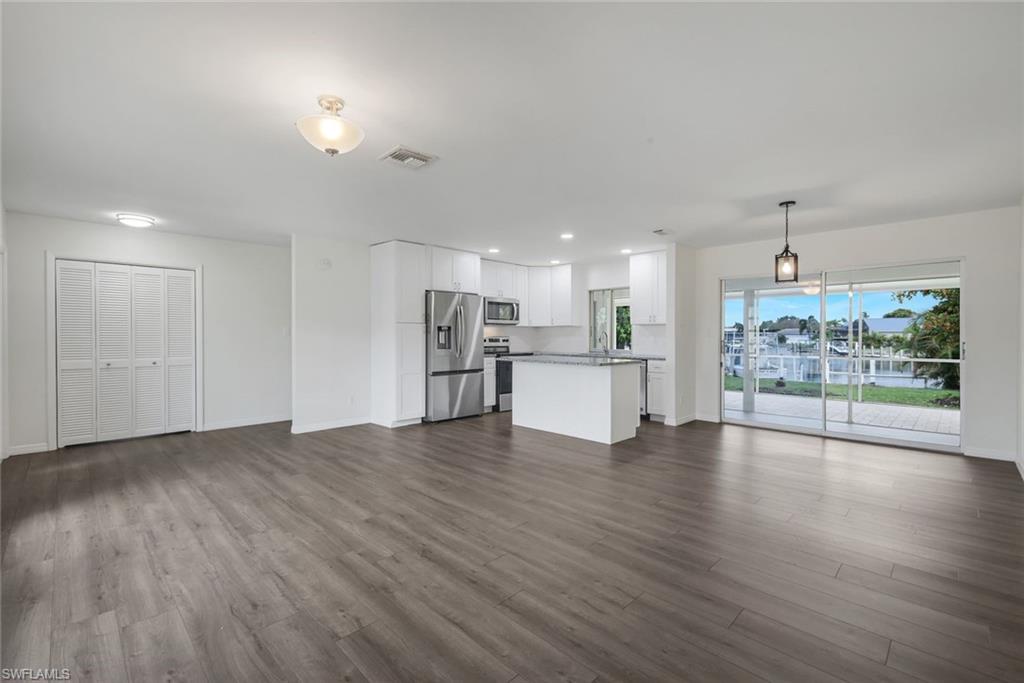 Residential in PUNTA GORDA 4