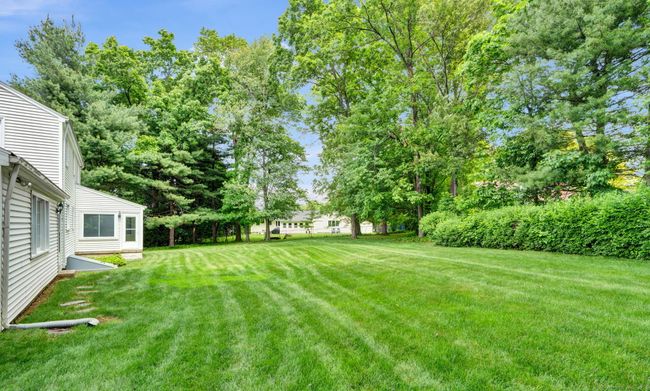 17 Pheasant Run, House other with 4 bedrooms, 3 bathrooms and null parking in Wethersfield CT | Image 6