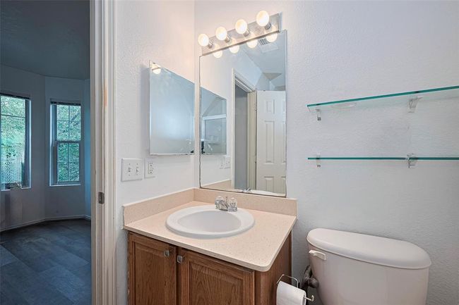 Primary retreat bathroom. | Image 23