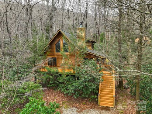 741 S Toe River Rd, Burnsville, NC, 28714-6607 | Card Image