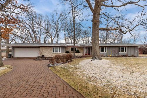 45 Fox Point Drive, LITTLE CHUTE, WI, 54911 | Card Image