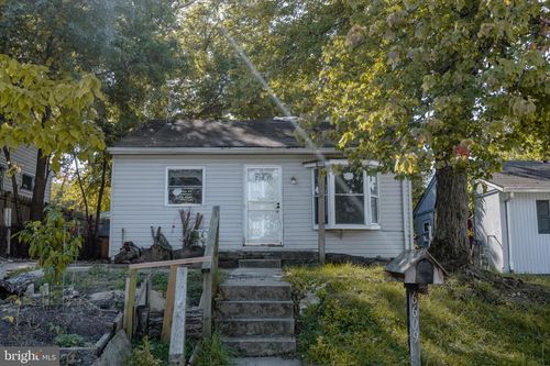 6609 Clinglog St, CAPITOL HEIGHTS, MD, 20743-2517 | Card Image