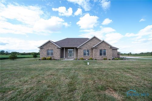 4303 Curtice Rd, Northwood, OH, 43619-1917 | Card Image