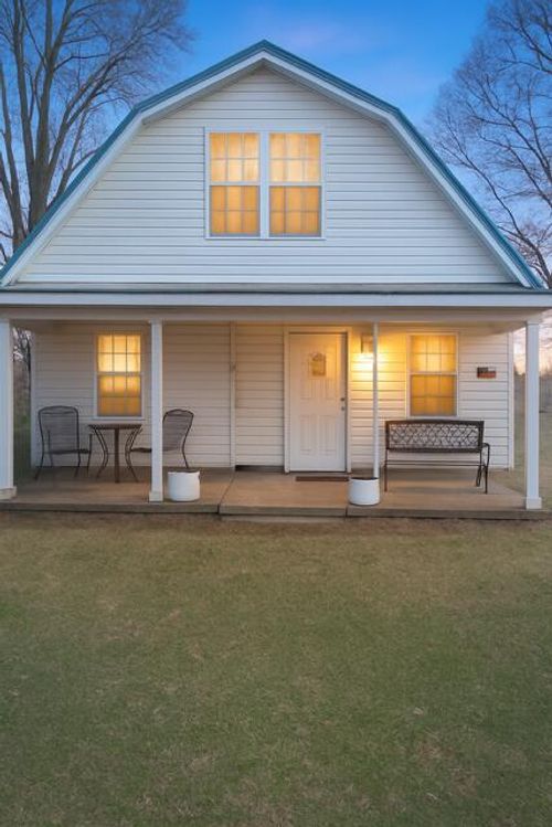 9028 Owl Hollow Rd, Maysville, KY, 41056-9223 | Card Image