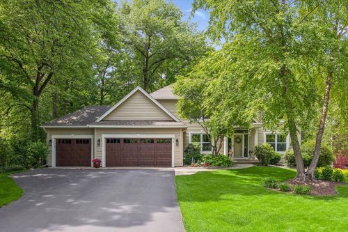 875 Fernbrook Ln N, Plymouth, MN, 55447-4462 | Card Image