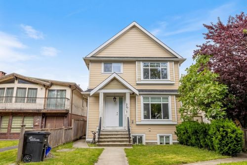 2681 E 41st Ave, Vancouver, BC, V5R2W6 | Card Image