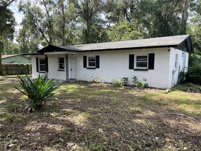 2248 Se 43 Rd Terrace, House other with 3 bedrooms, 1 bathrooms and null parking in Gainesville FL | Image 1