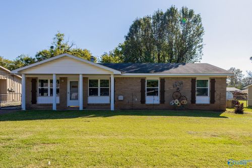 14013 Sandhurst Dr Sw, Huntsville, AL, 35803-2532 | Card Image