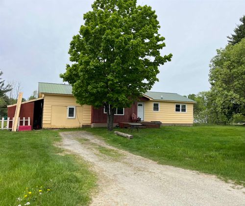 8 Learned Dr, Westford, VT, 05494-9636 | Card Image