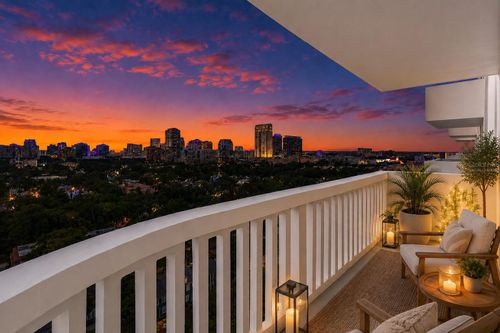 1609-400 E Colonial Dr, ORLANDO, FL, 32803-4522 | Card Image