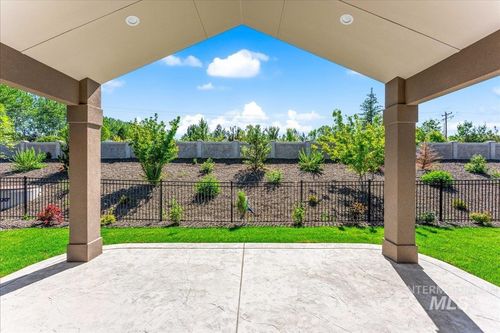 5077 W Braveheart St, Eagle, ID, 83616-1331 | Card Image