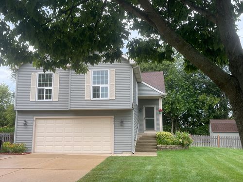 965 Amberwood Pl, Mchenry, IL, 60050-6422 | Card Image