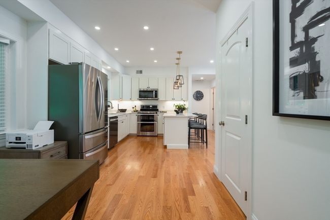 16 Border Rd, House other with 3 bedrooms, 3 bathrooms and 6 parking in Reading MA | Image 17