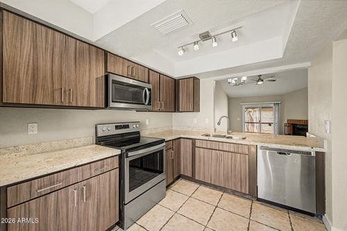 22-302 N Sycamore, Mesa, AZ, 85201-6157 | Card Image