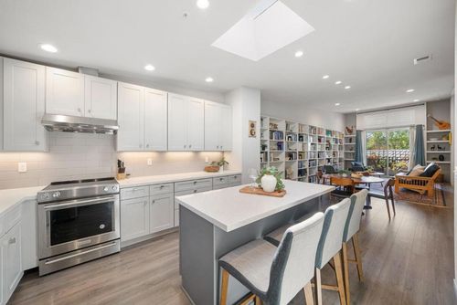 8-101 Jewell St, Santa Cruz, CA, 95060-1732 | Card Image