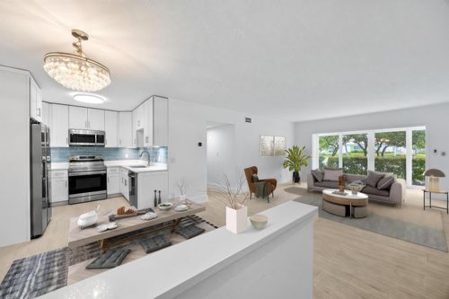 apt-4-315 Venetian Dr, Delray Beach, FL, 33483-6742 | Card Image