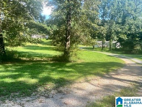 555 Idalia Rd, Talladega, AL, 35160-8511 | Card Image
