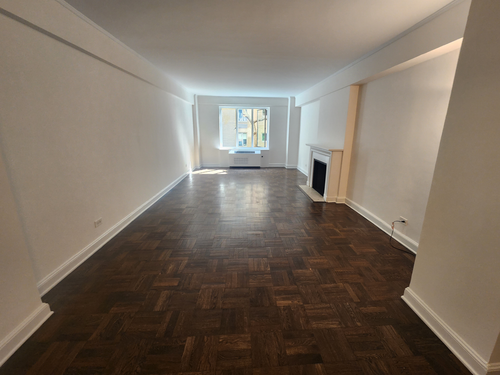 5f-40 Central Park S, New York, NY, 10019-1633 | Card Image
