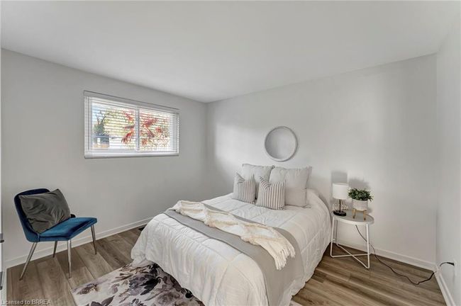 660 Mullin Way, House other with 4 bedrooms, 2 bathrooms and 3 parking in Burlington ON | Image 13